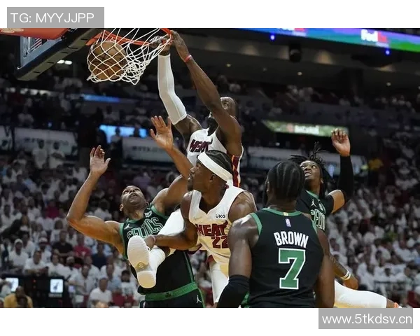 篮球NBA图片集:球场精彩瞬间